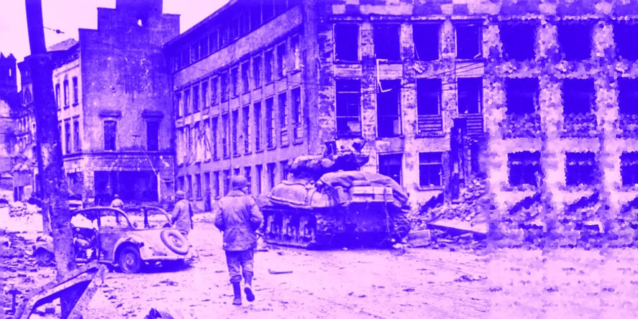 Köln, US Truppen vor zerstörten Gebäude